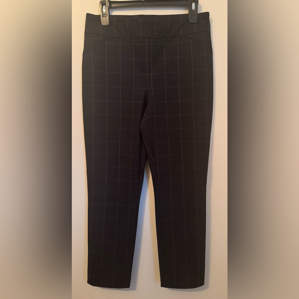 Chic Black Checkered Women's Trousers